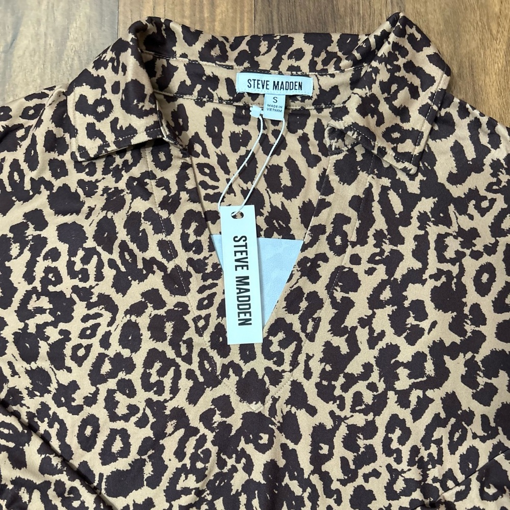 Women's Steve Madden Leopard Print V-Neck Blouse Size S